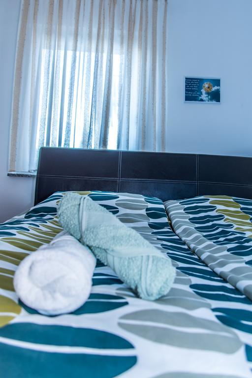 Apartment Flores Όσιγιεκ Εξωτερικό φωτογραφία