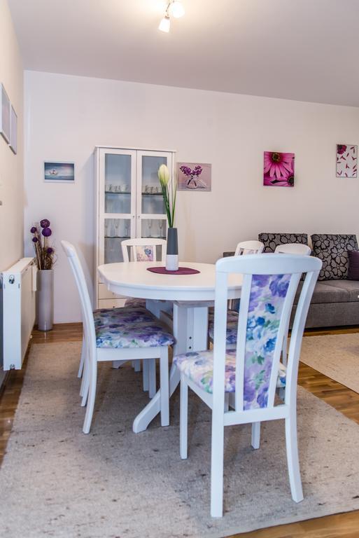 Apartment Flores Όσιγιεκ Εξωτερικό φωτογραφία