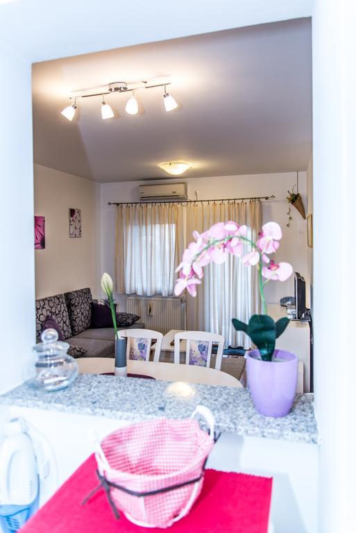 Apartment Flores Όσιγιεκ Εξωτερικό φωτογραφία