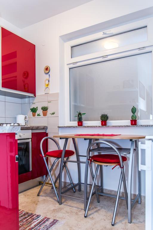 Apartment Flores Όσιγιεκ Εξωτερικό φωτογραφία