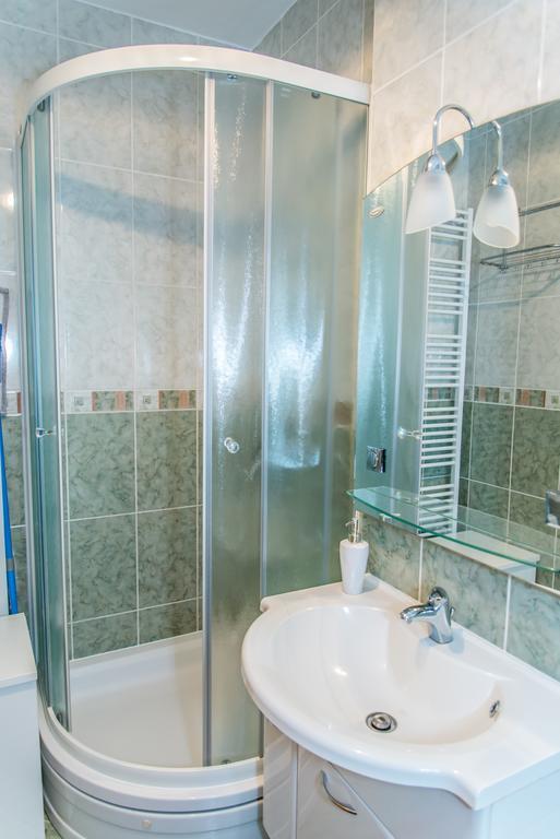 Apartment Flores Όσιγιεκ Εξωτερικό φωτογραφία
